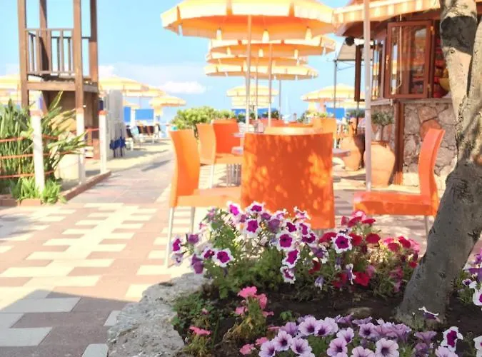 Cute With Sea View Giardini Naxos